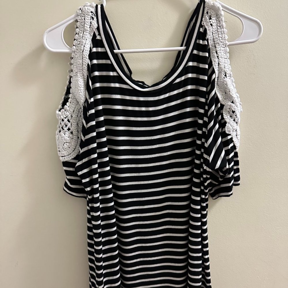 EUC Cold shoulder Blouse
